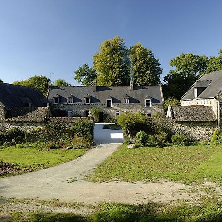La Grande Sauvagere Bed and Breakfast Saint-Pierre-de-Plesguen Exterior foto
