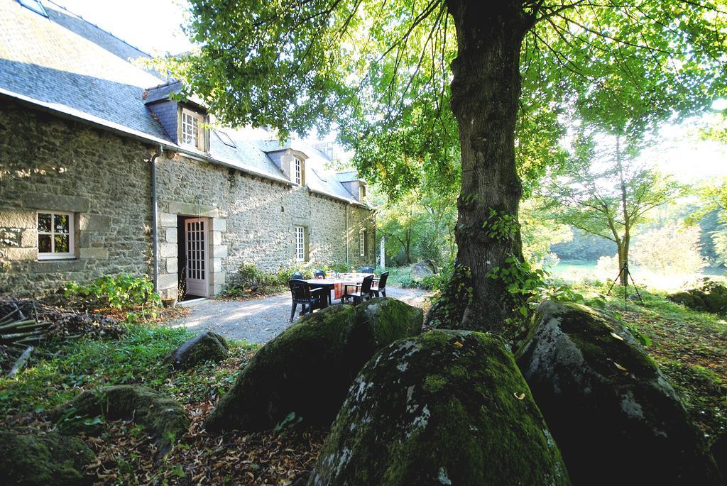 La Grande Sauvagere Bed and Breakfast Saint-Pierre-de-Plesguen Exterior foto