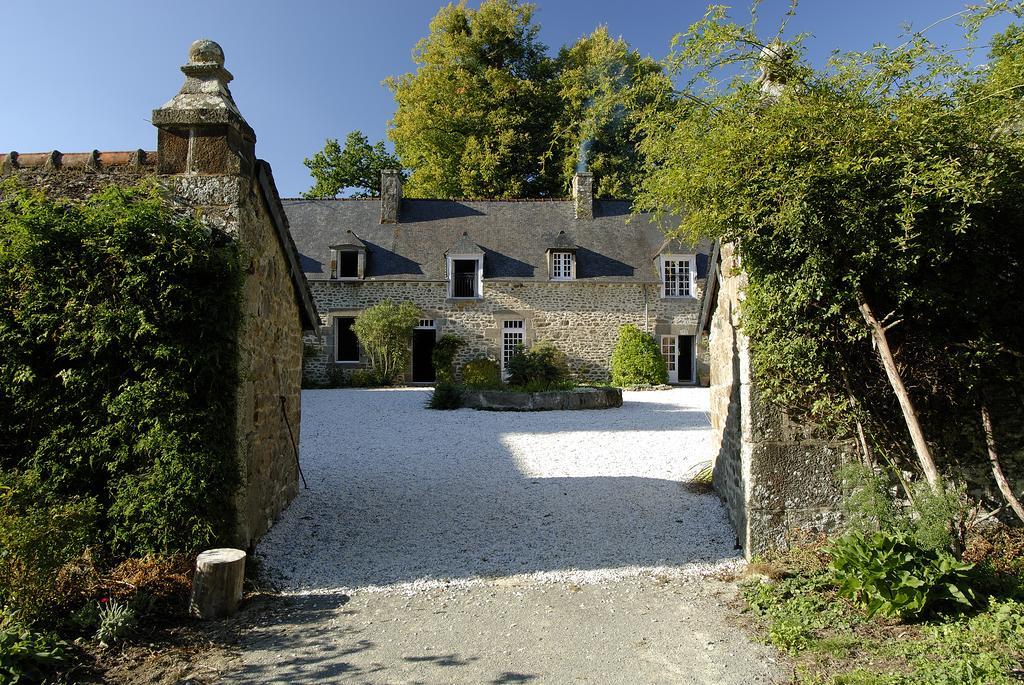 La Grande Sauvagere Bed and Breakfast Saint-Pierre-de-Plesguen Exterior foto