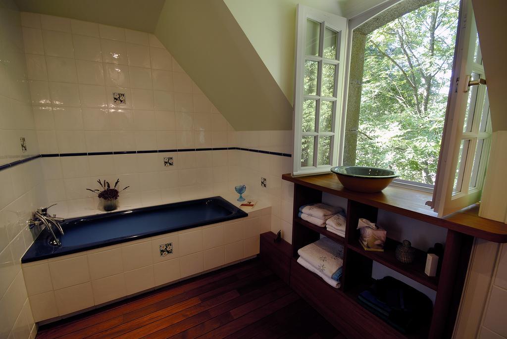La Grande Sauvagere Bed and Breakfast Saint-Pierre-de-Plesguen Habitación foto