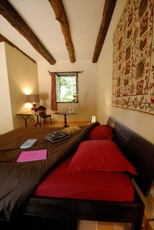La Grande Sauvagere Bed and Breakfast Saint-Pierre-de-Plesguen Habitación foto
