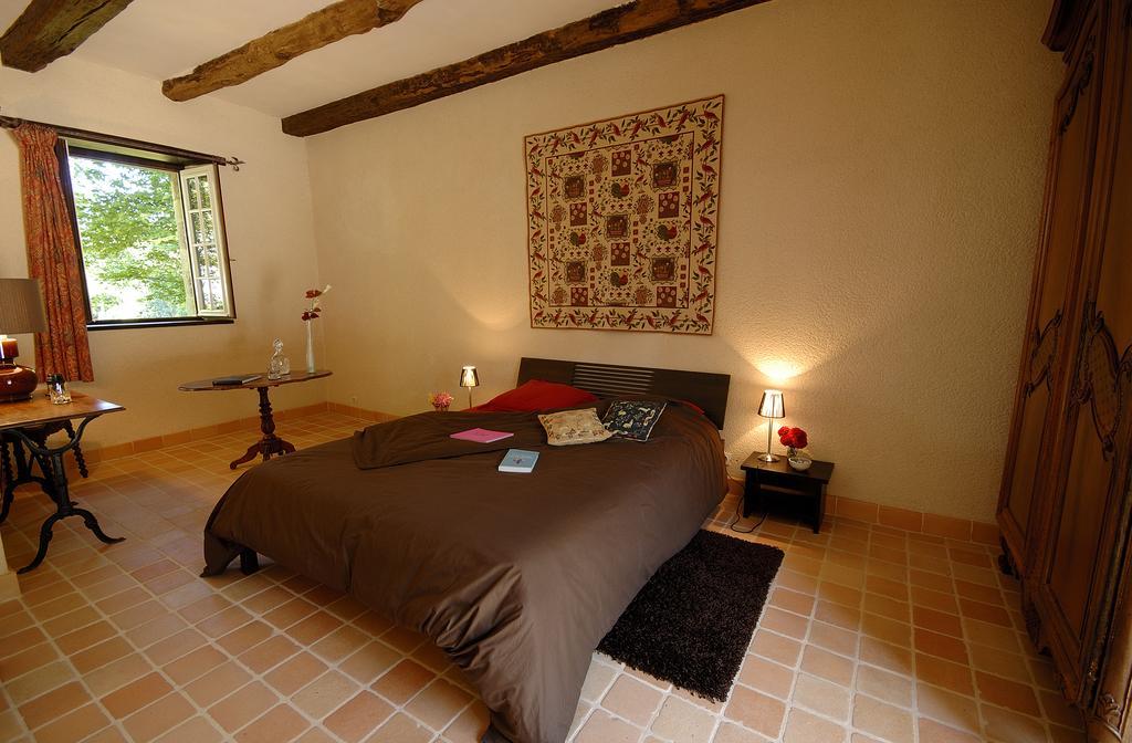 La Grande Sauvagere Bed and Breakfast Saint-Pierre-de-Plesguen Habitación foto